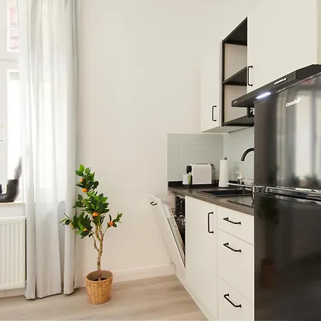 Neueroeffnung Homeme Netflix, Parkplatz, Kueche, Kurpark 公寓
