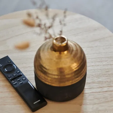 Neueroeffnung Homeme Netflix, Parkplatz, Kueche, Kurpark